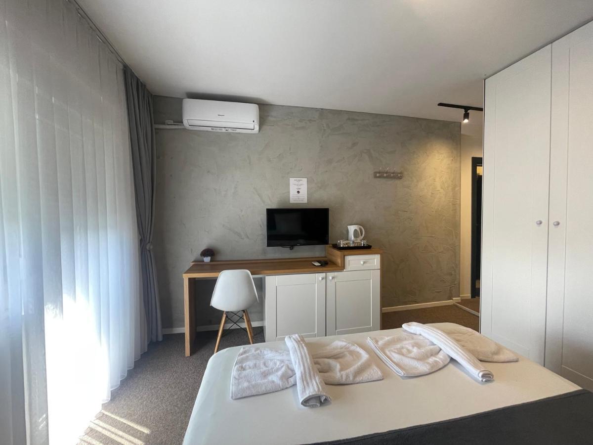 פרישטינה New Prishtina Luxury Rooms מראה חיצוני תמונה
